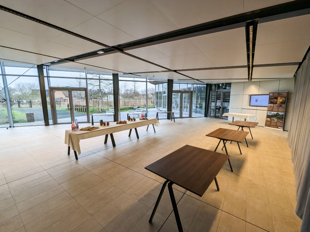 cube en formation stands salon