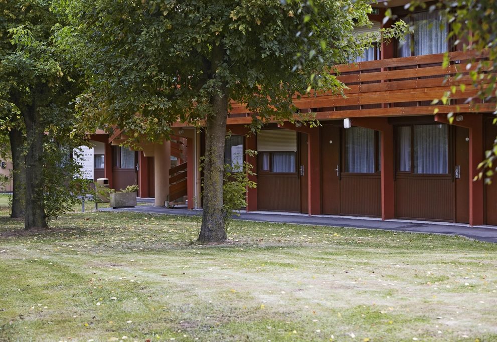 chambres vue jardin Campanile Douai