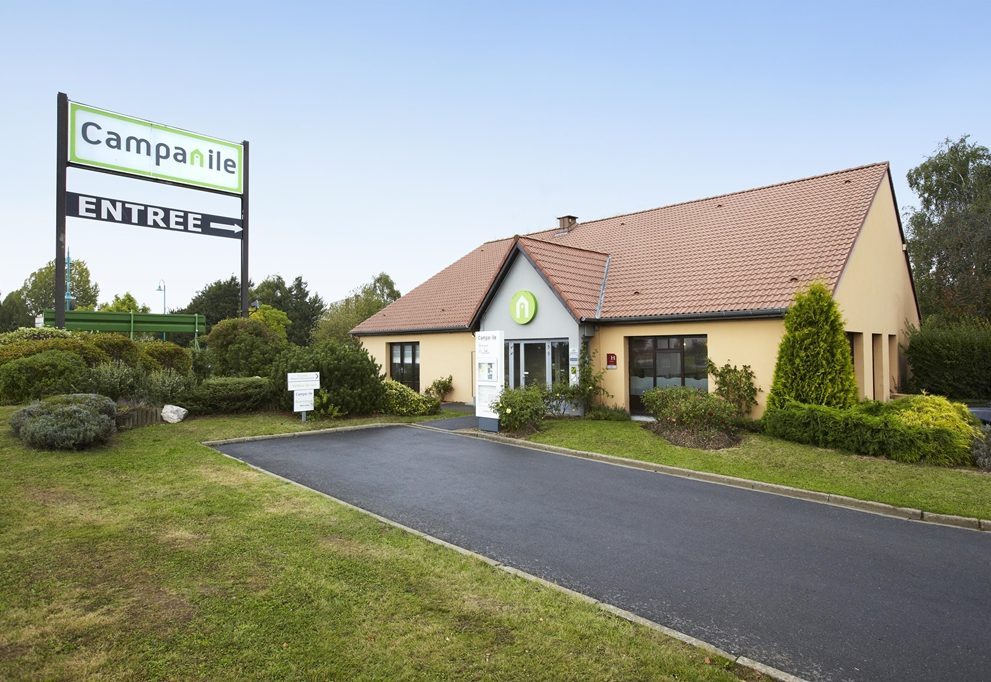 bâtiment extérieur Campanile Douai
