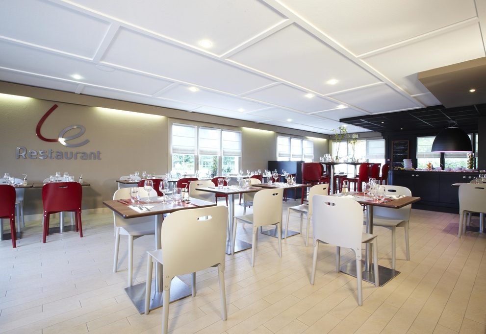 salle petit déjeuner Campanile Douai