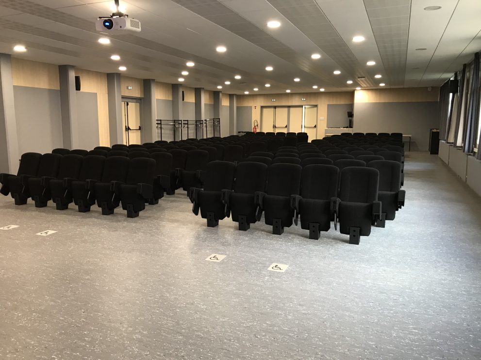 Salle daunesse vue scène