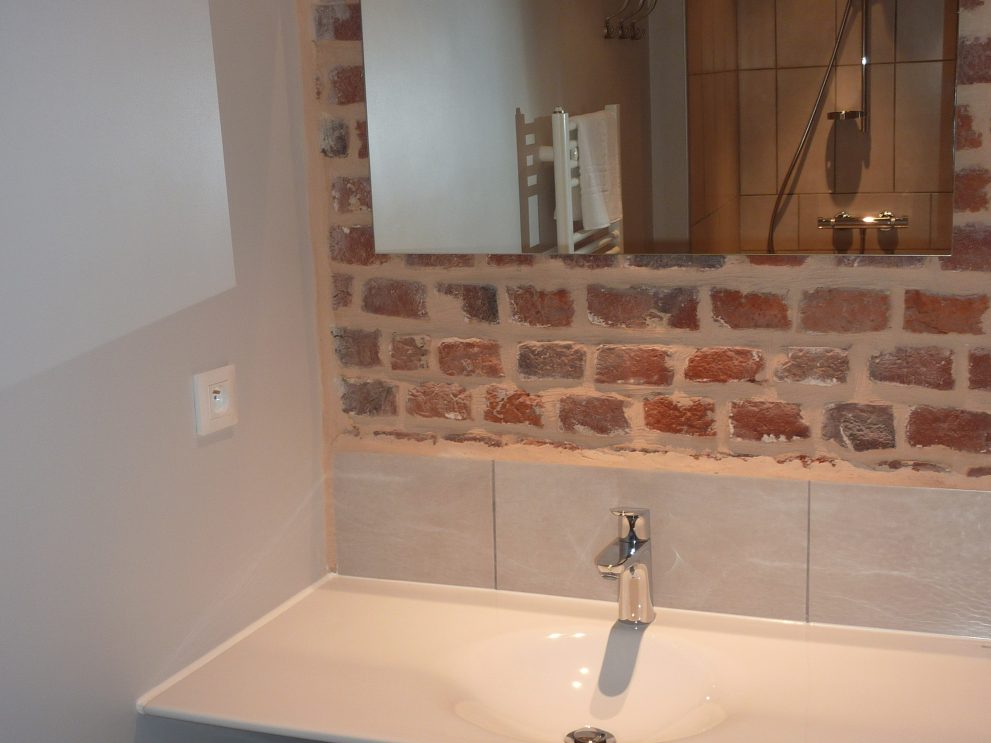 salle d'eau privative par chambre au gite le Colombier