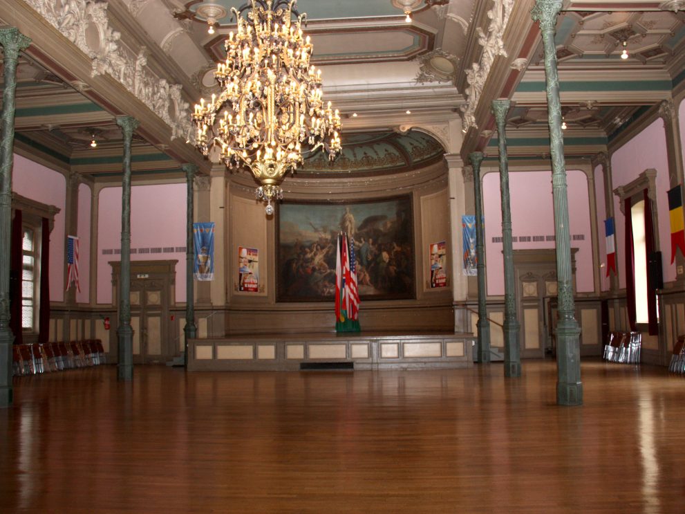 Salle-des-fêtes-de-lHôtel-de-Ville