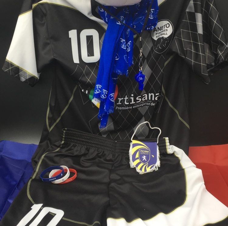 Objet personnalisé club