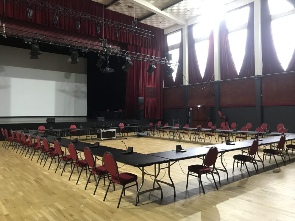 H Martel Sin le Noble salle réunion