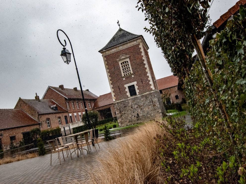 Clos colombier cour extérieure