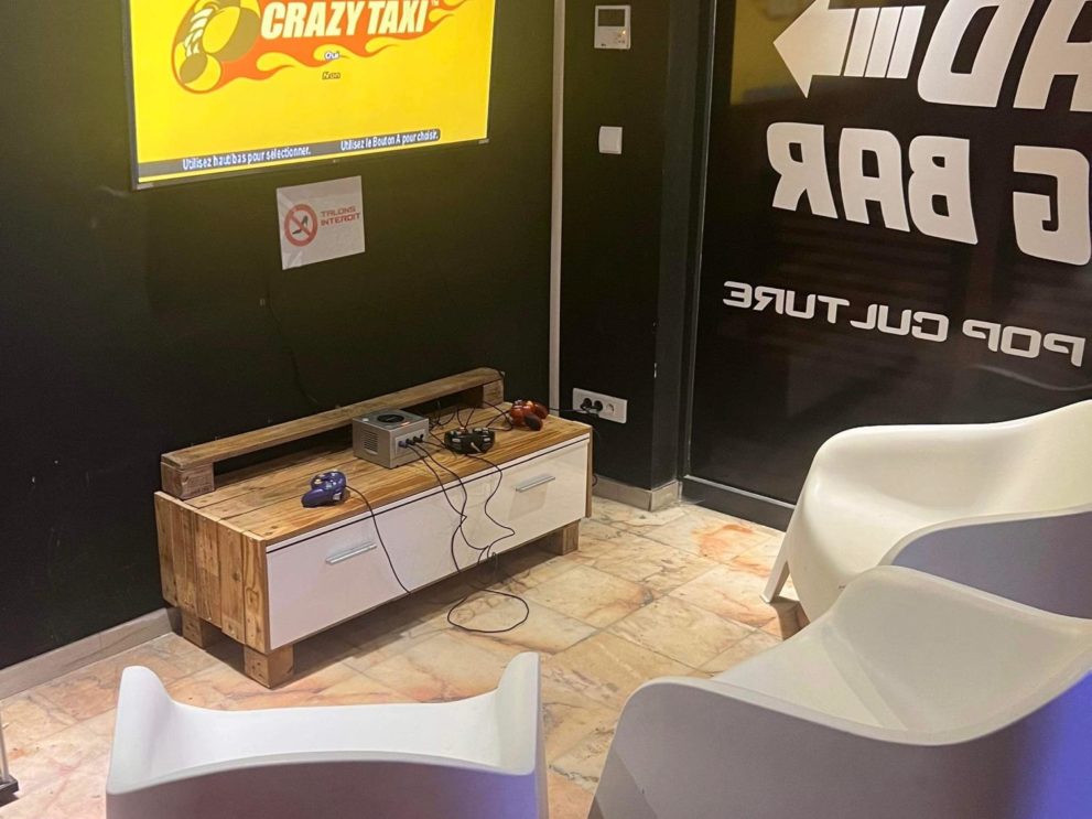 Reload Gaming Bar Douai - Bar à jeux - jeux vidéo - jeux de société - Karaoké - Douai - Nord - France (9)