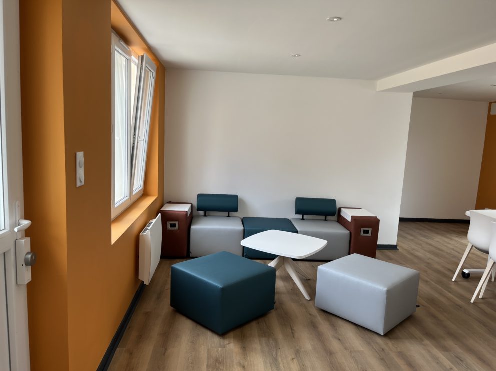 salles de reunion La Belle famille - Lambres-lez-Douai - Coworking - Cuincy usines - Séianire - fomation (c)LaBellefamille (3)