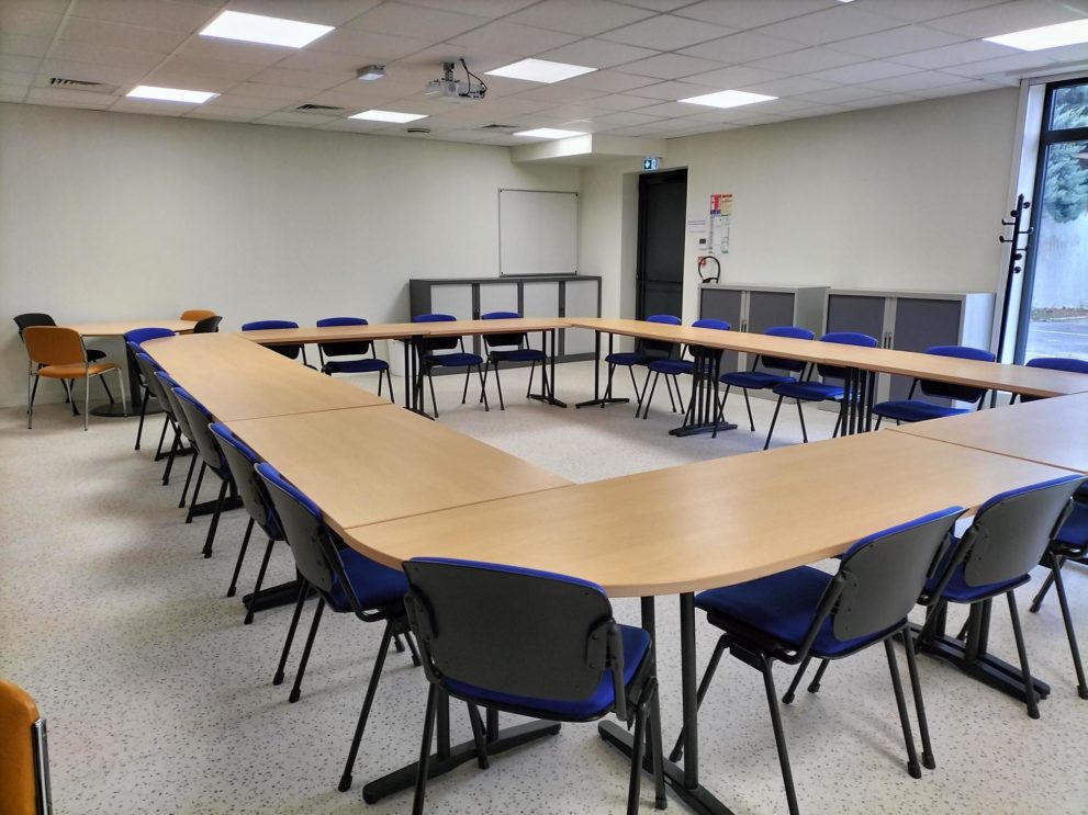 Salle Martha Desrumaux - Espace Albert Camus à Sin-le-Noble - Salle de réunion ou formation - Douaisis (c)Douaisis Agglo (4)