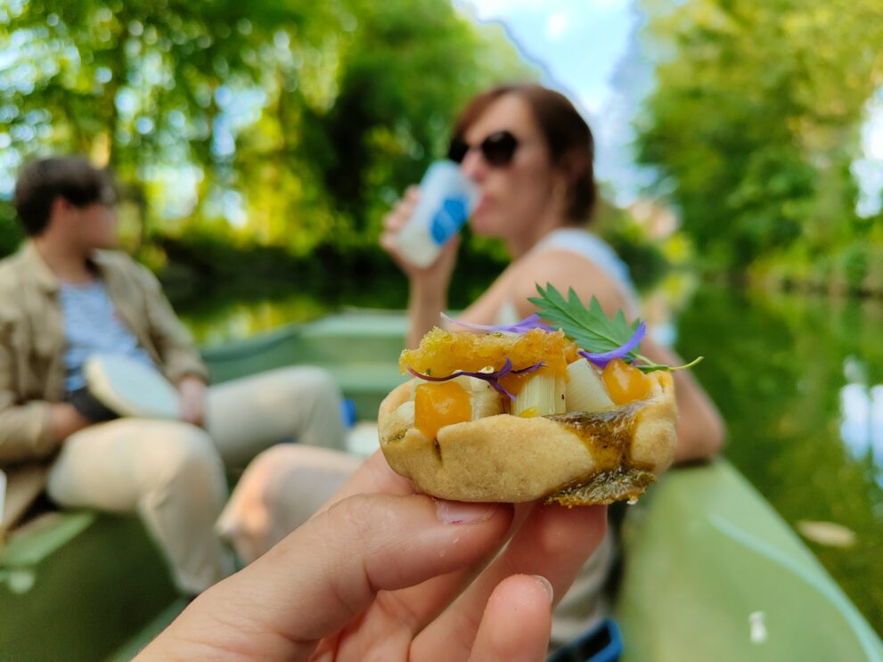 Apér'eau à bord des Bateaux promenades du Vieux-Douai sur la Scarpe (c) Douaisis Agglo